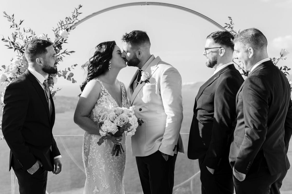 Karen-Steven-Santorini-El Viento